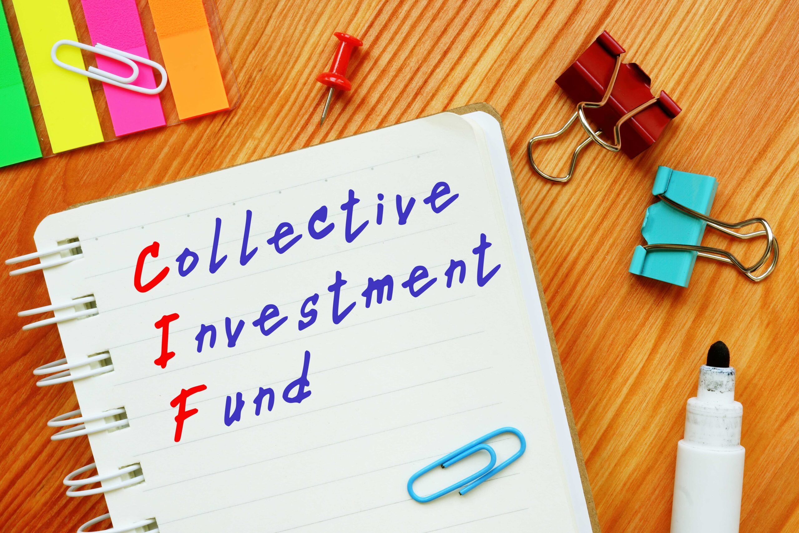 Graphic of a notepad with 'Collective Investment Fund' handwritten on it.