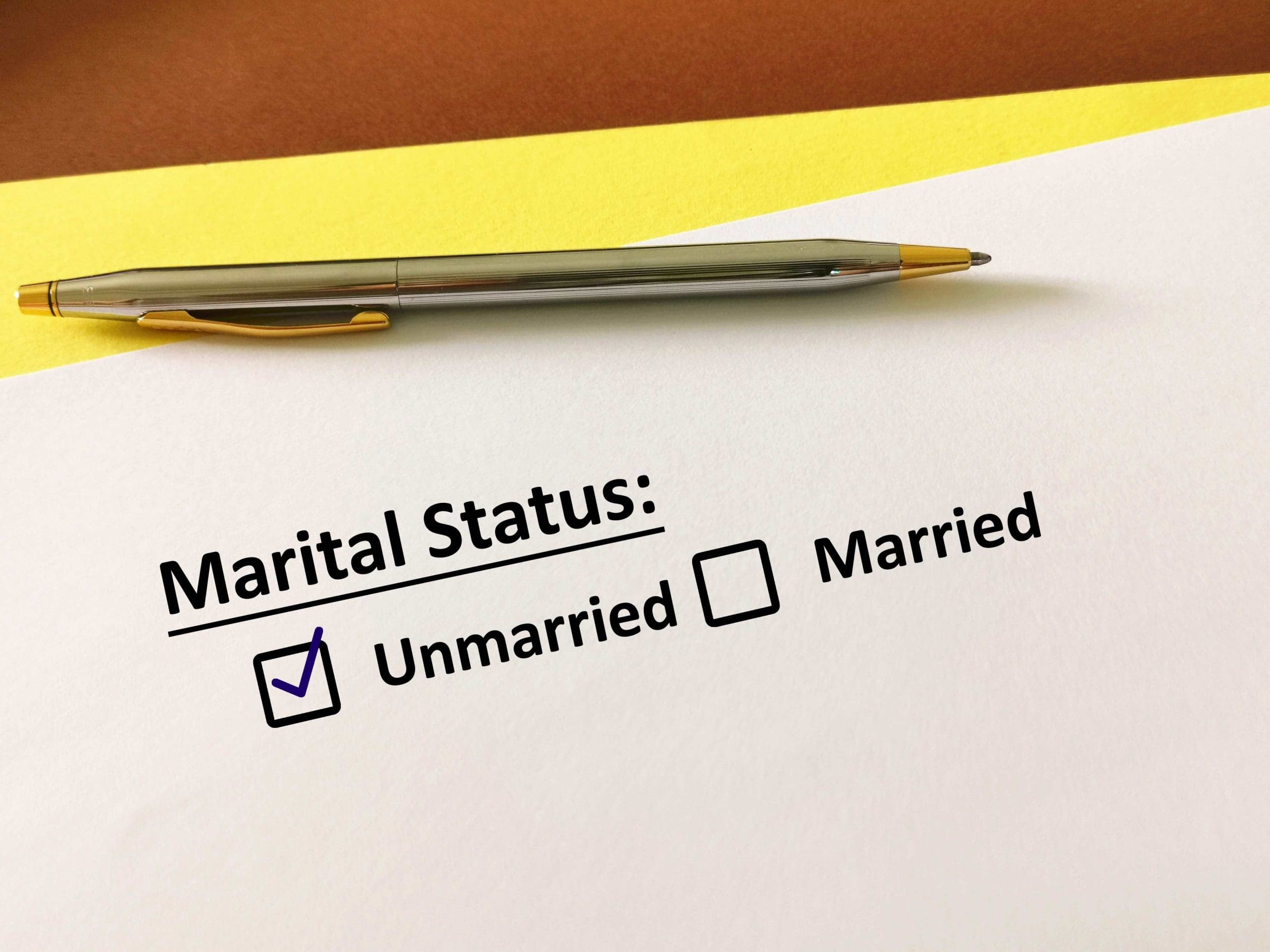 Unmarried couples: major legal reforms proposed
